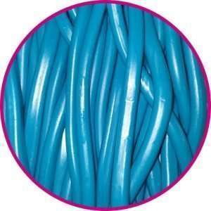 close up of bubblegum giant cables