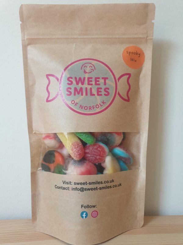 Sweet Smiles Spooky Mix Pouch